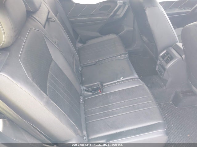 3VVCB7AX7NM115843 Volkswagen Tiguan Se R-line Black