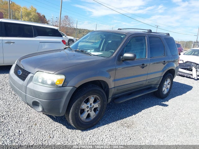 2005 FORD ESCAPE XLT VIN: 1FMYU03185KA33153