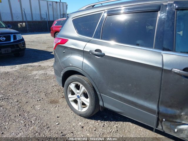 1FMCU9GX1GUB87479 Ford ESCAPE SE