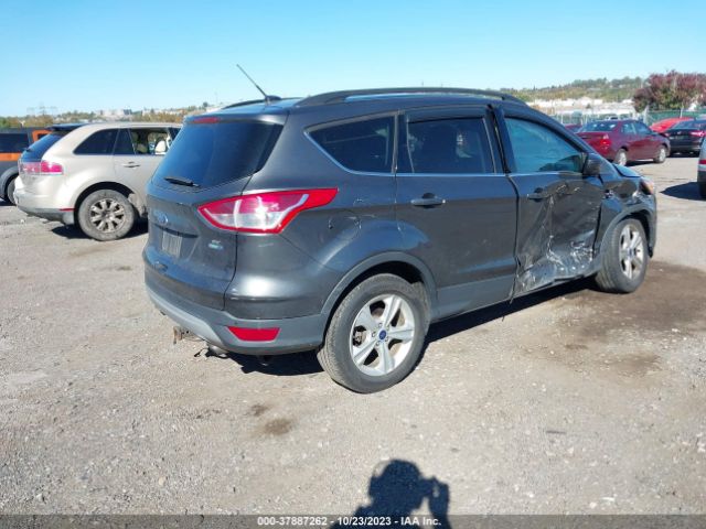 1FMCU9GX1GUB87479 Ford ESCAPE SE