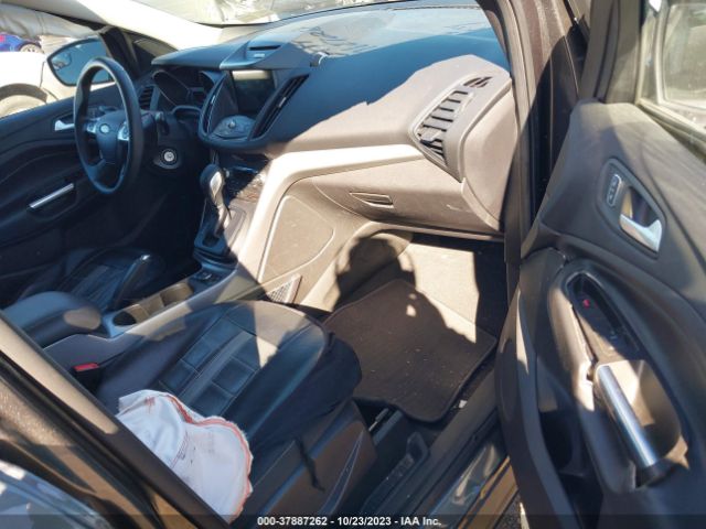 1FMCU9GX1GUB87479 Ford ESCAPE SE