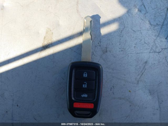 1HGCR2F18HA019854 Honda Accord Sedan Sport Se