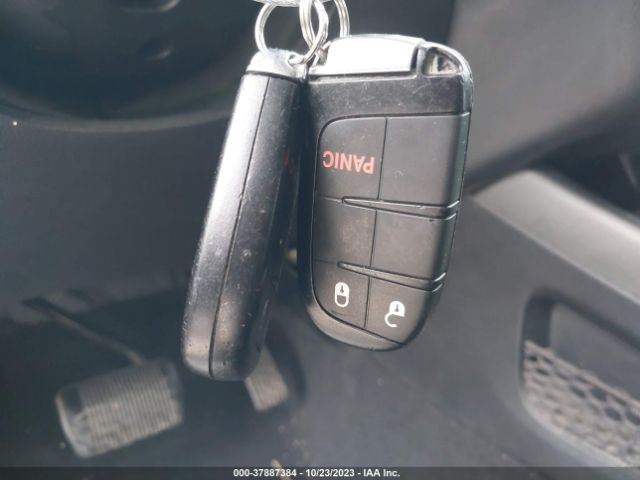 3C4PDCAB3JT507192 Dodge JOURNEY SE