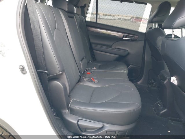 Toyota Highlander Limited/platinum 2021 5TDDZRBH0MS140423 Image 8