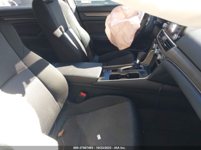 1HGCV1F11KA158463 Honda ACCORD LX