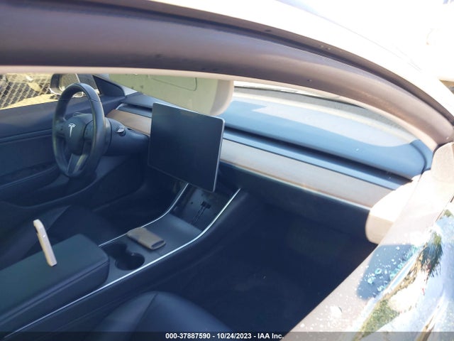 Tesla Model 3 Standard Range/standard Range Plus/long Range/mid Range 2019 5YJ3E1EA0KF317089 Image 5