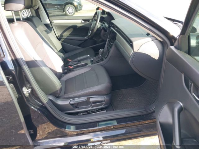 2020 VOLKSWAGEN PASSAT 1VWSA7A38LC024067 Photo 4