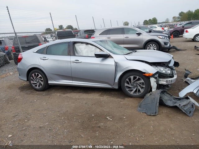 Honda CIVIC EX 2018 2HGFC2F77JH549064 Image 13