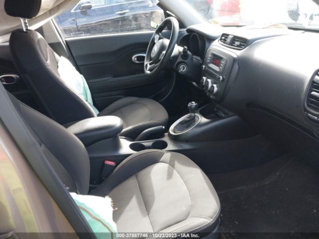 KNDJN2A2XF7222661 KIA Soul Base