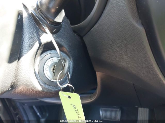 KNDJN2A28E7066117 KIA Soul Base