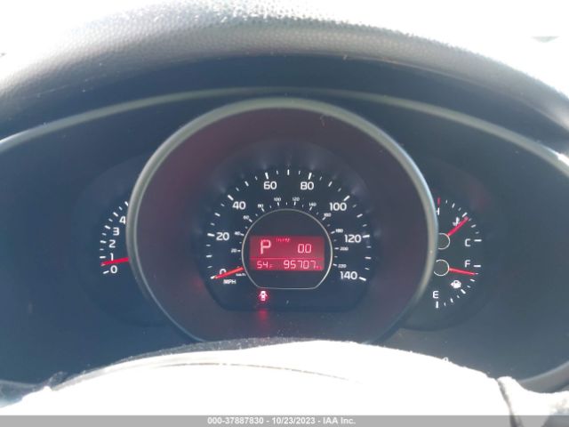 KNDJN2A28E7066117 KIA Soul Base