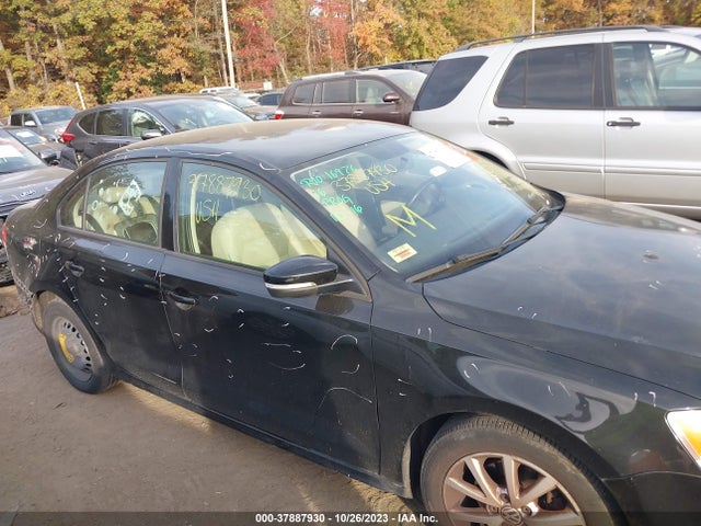 2012 VOLKSWAGEN JETTA 2.5L SE VIN: 3VWDX7AJXCM368679