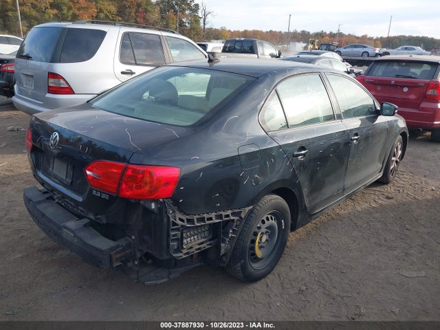2012 VOLKSWAGEN JETTA 2.5L SE VIN: 3VWDX7AJXCM368679