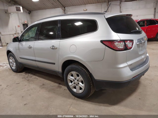 Chevrolet Traverse Ls 2015 1GNKVFED3FJ211065 Image 3