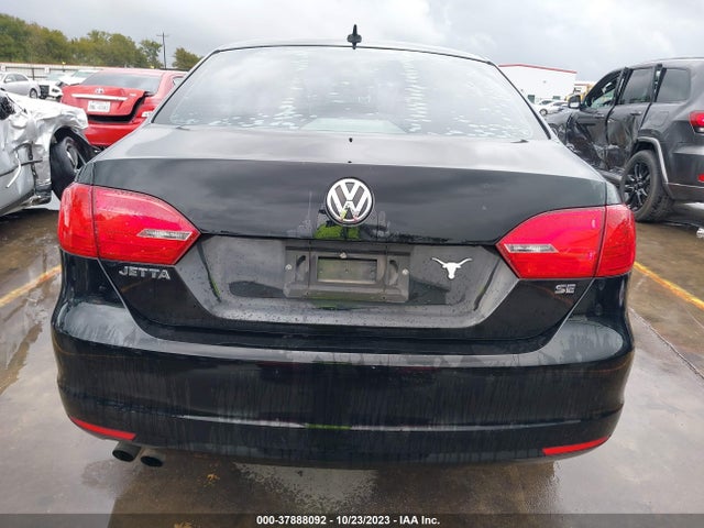 2014 VOLKSWAGEN JETTA 1.8T SE VIN: 3VWD07AJ3EM438384