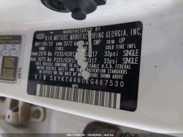 2014 KIA SORENTO LX VIN: 5XYKT4A60EG467530