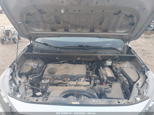 Toyota RAV4 LE 2019 2T3H1RFV2KW049321 Image 10