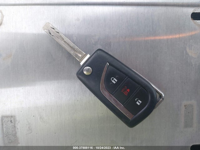 Toyota RAV4 LE 2019 2T3H1RFV2KW049321 Image 11