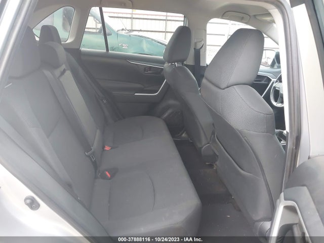 Toyota RAV4 LE 2019 2T3H1RFV2KW049321 Image 8