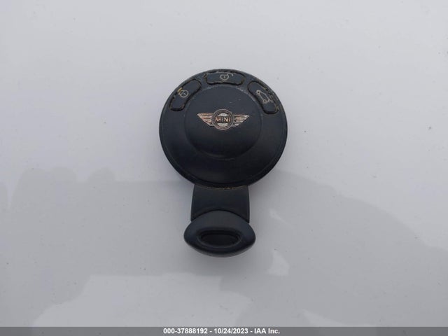 2007 MINI COOPER HARDTOP WMWMF33577TT54225 Photo 10