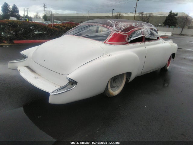 1952 CHEVROLET SEDAN VIN: 5KKH48574