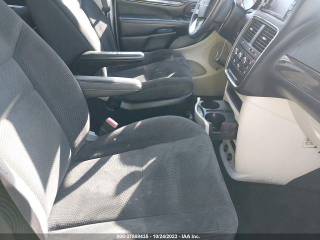 2C4RDGBG4KR572325 Dodge Grand Caravan Se