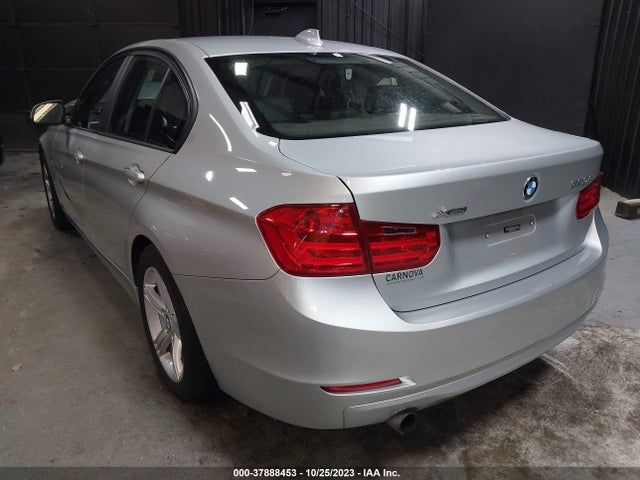 WBA3C3C55EF985331 BMW 320i Xdrive