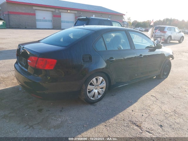 3VW2K7AJ9EM385465 Volkswagen Jetta Sedan S