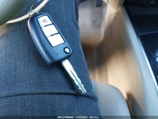 KNMAT2MV2FP530452 Nissan ROGUE S