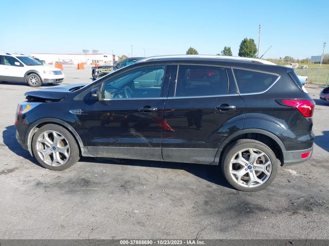 2019 FORD ESCAPE TITANIUM VIN: 1FMCU9J90KUB59336