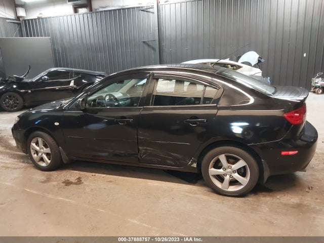 2006 MAZDA MAZDA3 I TOURING VIN: JM1BK32F561445374