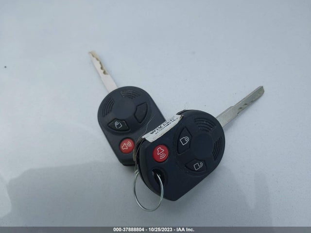 Ford ESCAPE SE 2018 1FMCU9GD3JUD07392 Image 11