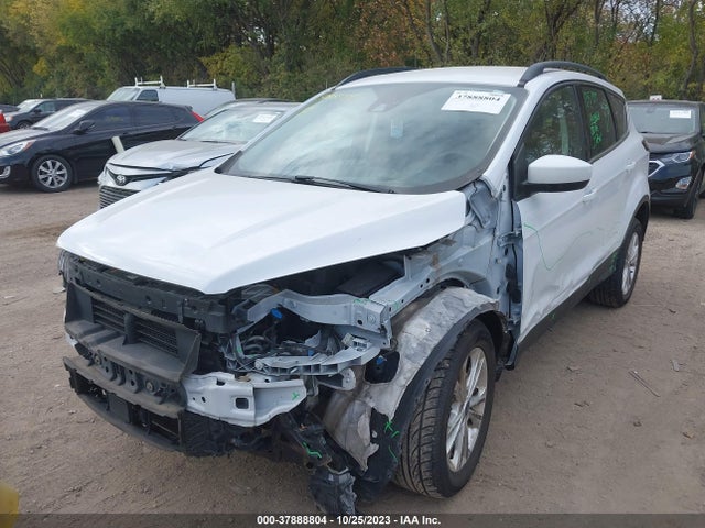 Ford ESCAPE SE 2018 1FMCU9GD3JUD07392 Image 2