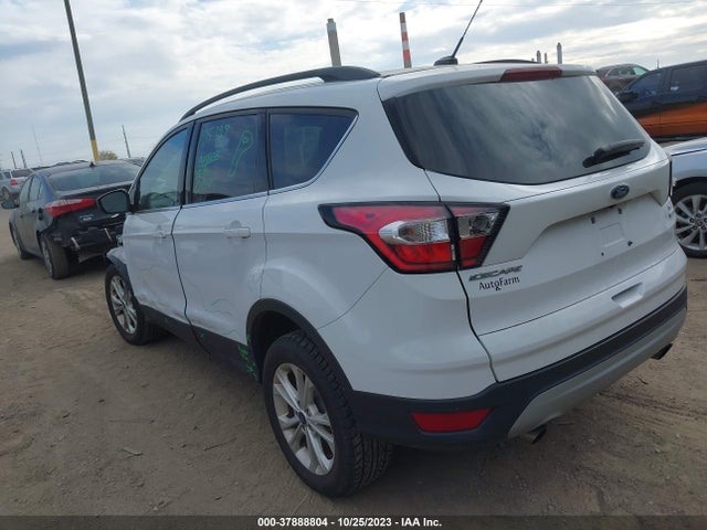 Ford ESCAPE SE 2018 1FMCU9GD3JUD07392 Image 3