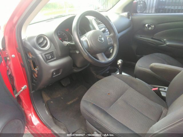 3N1CN7AP0EK438927 Nissan VERSA SV