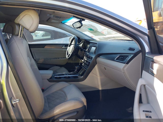 2017 HYUNDAI SONATA SPORT VIN: 5NPE34AF9HH442569