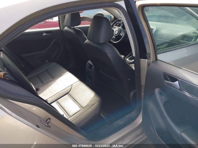 3VWD17AJ7EM243000 Volkswagen Jetta Sedan Se