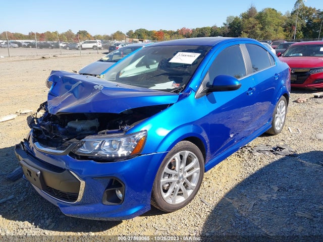 Chevrolet Sonic Premier 2019 1G1JF5SB1K4137788 Image 2