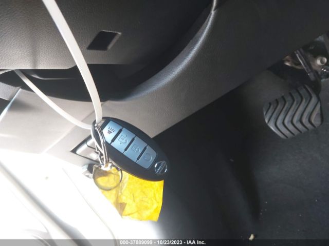 3N1CP5CU0JL512921 Nissan KICKS SR