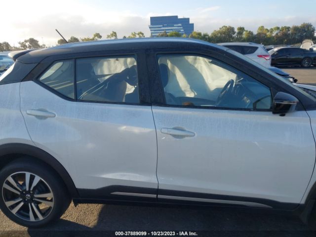 3N1CP5CU0JL512921 Nissan KICKS SR