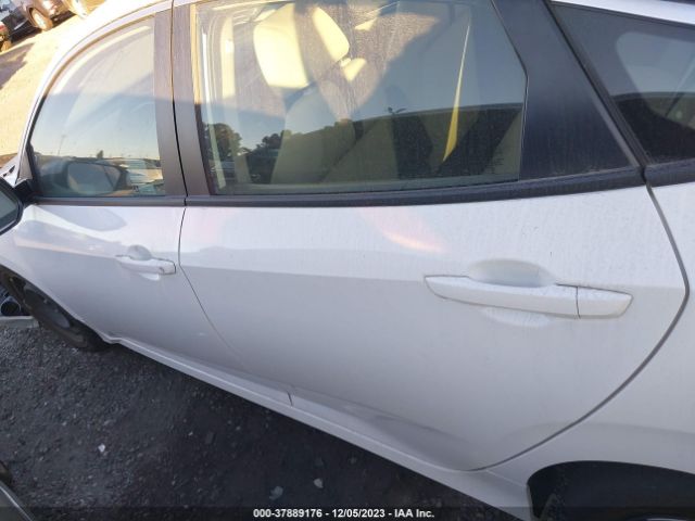 2HGFC2F51JH587114 Honda Civic Sedan Lx