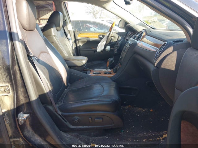 2008 BUICK ENCLAVE CXL VIN: 5GAEV23718J270177