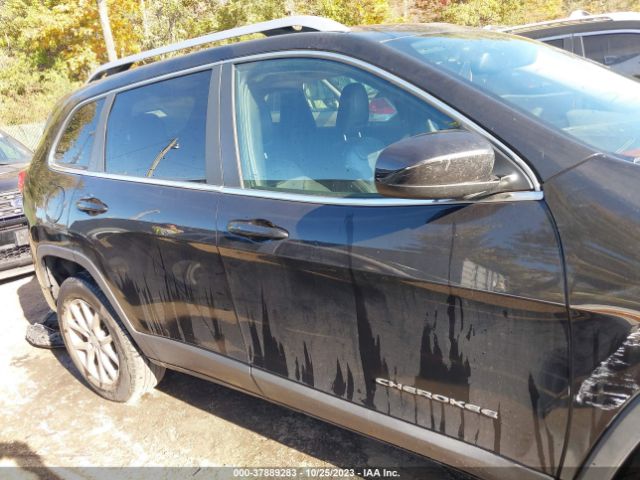 1C4PJMCS0FW594739 Jeep Cherokee Latitude