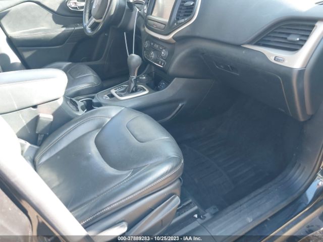 1C4PJMCS0FW594739 Jeep Cherokee Latitude