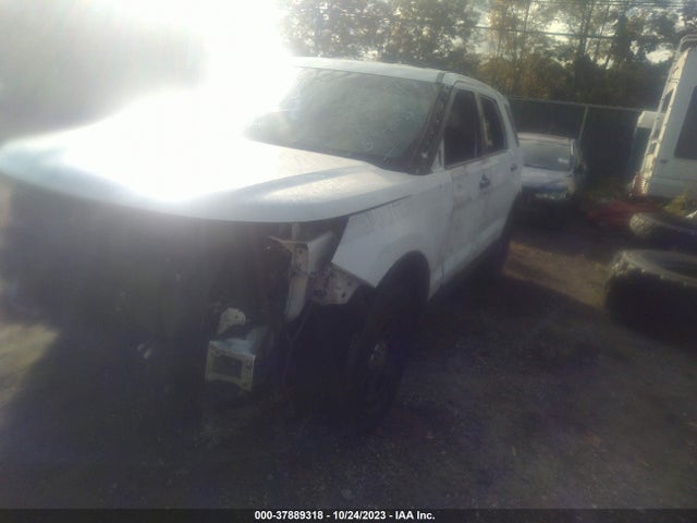 Ford POLICE INTERCEPTOR 2017 1FM5K8AR5HGA71074 Image 2
