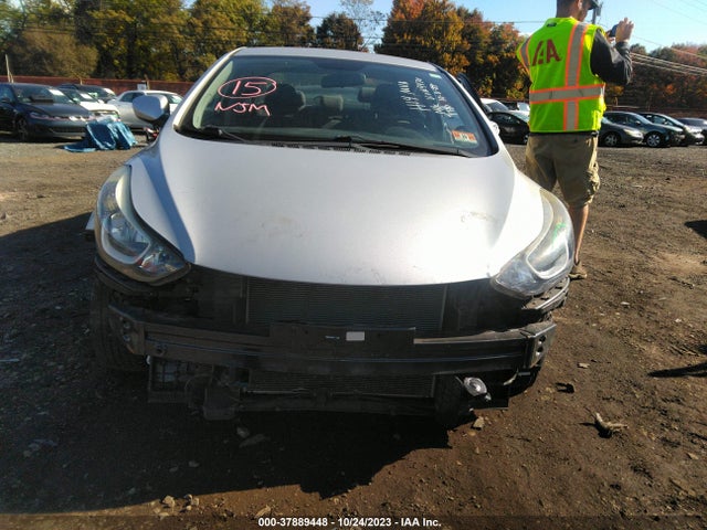 2016 HYUNDAI ELANTRA SE VIN: KMHDH4AE0GU579470