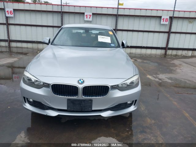 WBA3B1C5XFK141110 BMW 320i