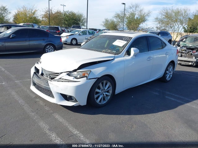 Lexus IS 250 2014 JTHBF1D20E5021903 Image 2