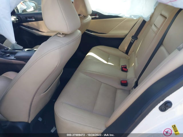 Lexus IS 250 2014 JTHBF1D20E5021903 Image 8