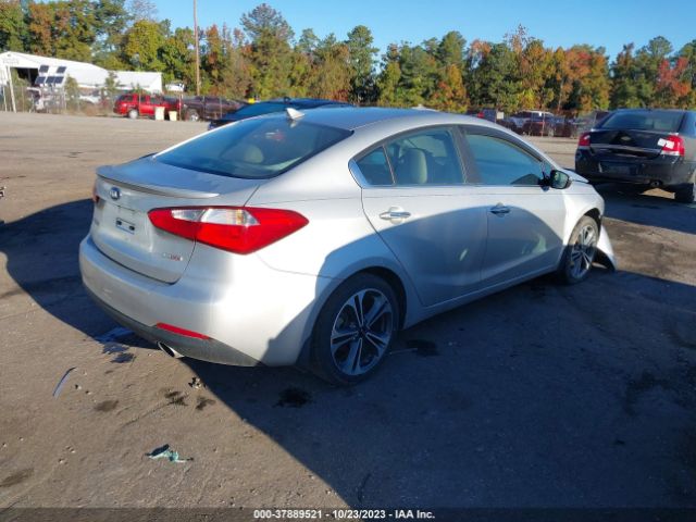 KNAFZ4A8XF5264749 KIA FORTE EX
